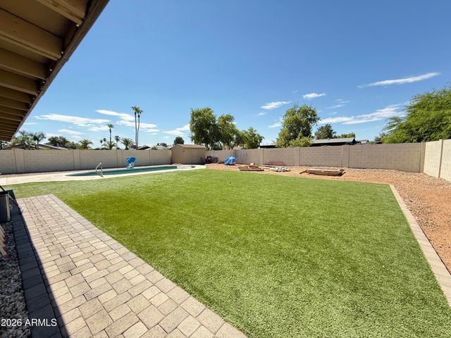 3155 E El Moro Avenue, Mesa, AZ 85204