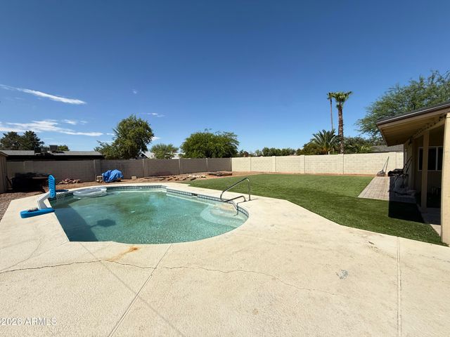 3155 E El Moro Avenue, Mesa, AZ 85204
