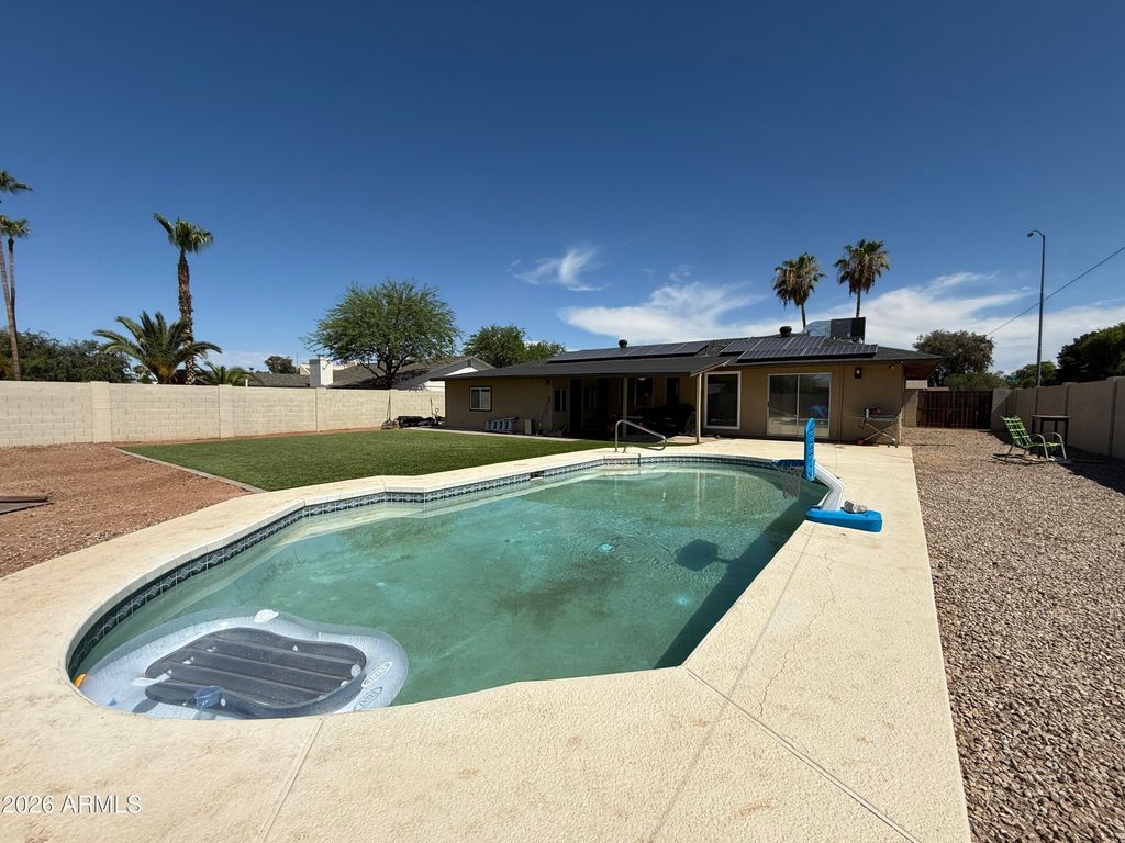 3155 E El Moro Avenue, Mesa, AZ 85204
