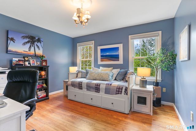 621 Shrub Oak Lane, Fairfield, CT 06824