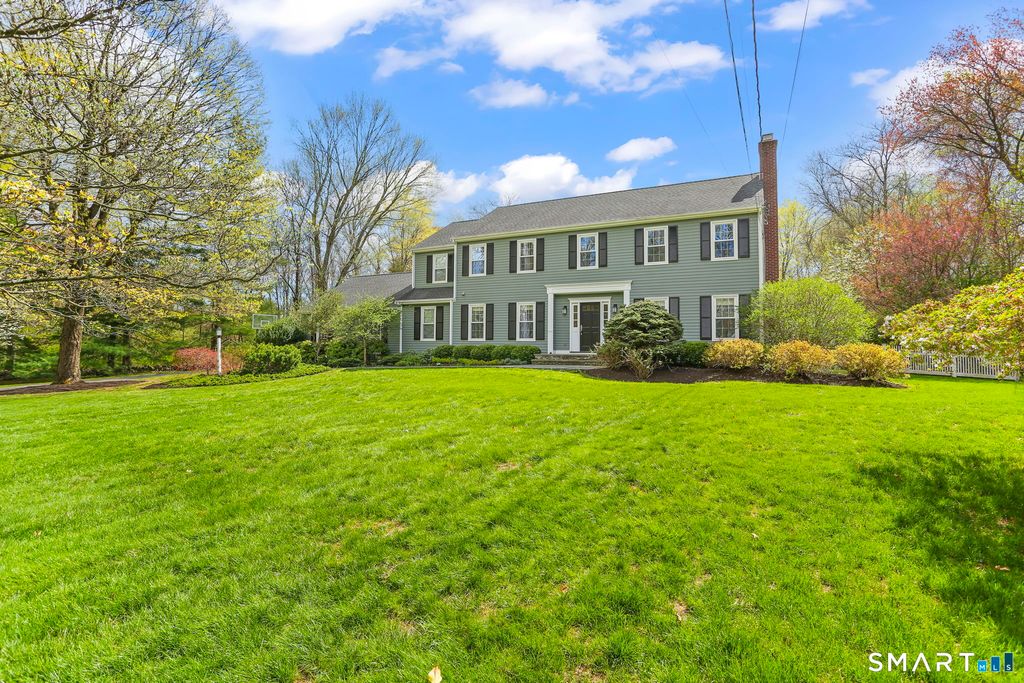 621 Shrub Oak Lane, Fairfield, CT 06824