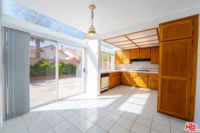 12023 Stone Gate Way, Los Angeles, CA 91326