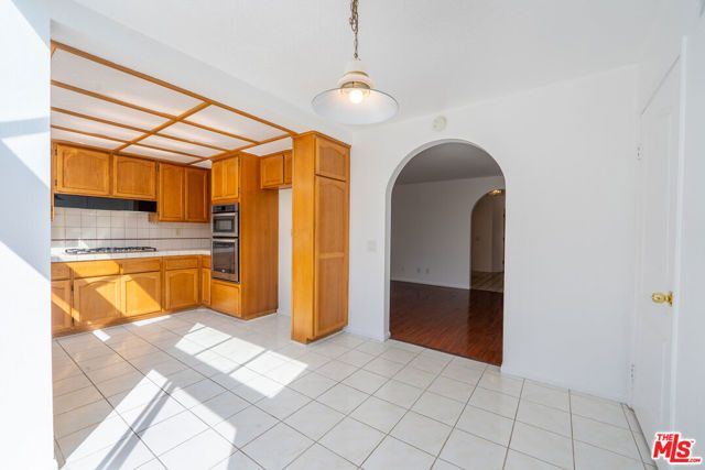 12023 Stone Gate Way, Los Angeles, CA 91326