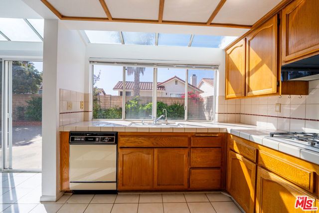 12023 Stone Gate Way, Los Angeles, CA 91326