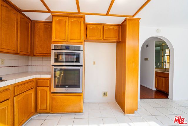 12023 Stone Gate Way, Los Angeles, CA 91326