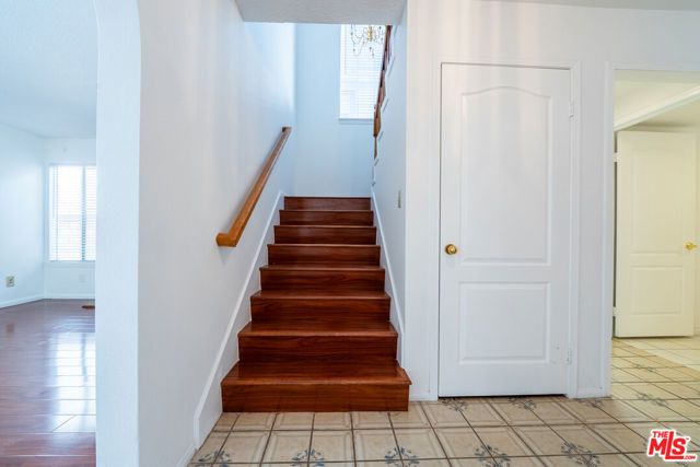 12023 Stone Gate Way, Los Angeles, CA 91326