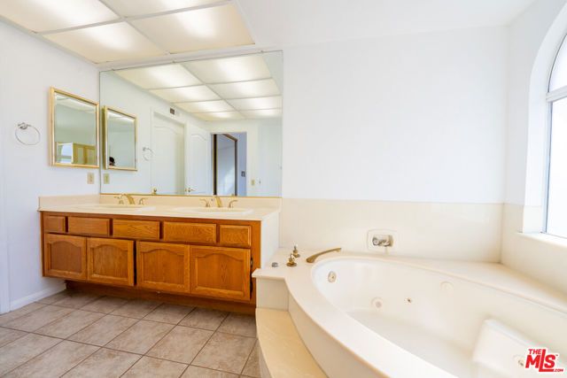 12023 Stone Gate Way, Los Angeles, CA 91326