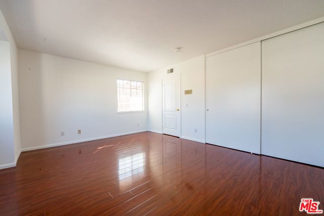 12023 Stone Gate Way, Los Angeles, CA 91326