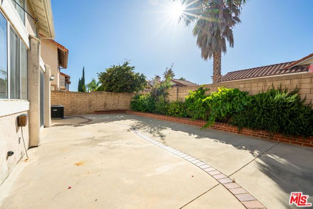 12023 Stone Gate Way, Los Angeles, CA 91326