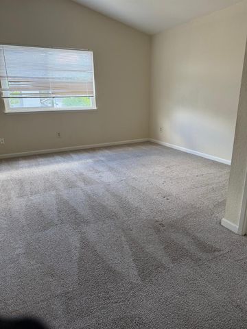 1188 Rio Royal Way, Sacramento, CA 95834