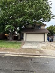 1188 Rio Royal Way, Sacramento, CA 95834