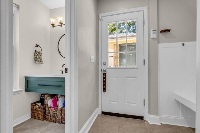 2 Tall Sky Place, The Woodlands, TX 77381