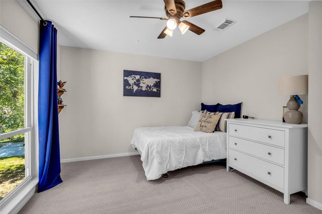 2 Tall Sky Place, The Woodlands, TX 77381
