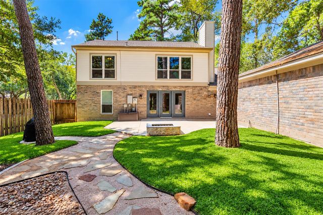 2 Tall Sky Place, The Woodlands, TX 77381