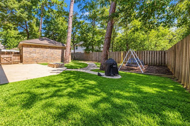 2 Tall Sky Place, The Woodlands, TX 77381