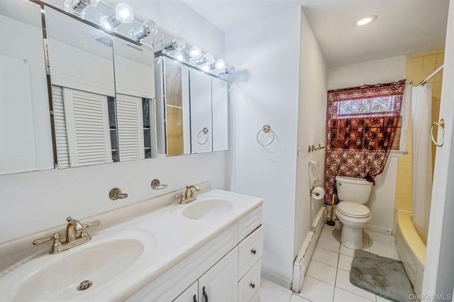 17 Coram Swezeytown Road, Coram, NY 11727