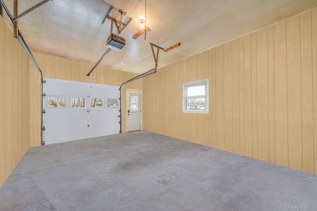 17 Coram Swezeytown Road, Coram, NY 11727