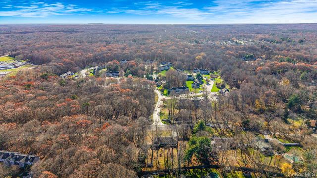 17 Coram Swezeytown Road, Coram, NY 11727