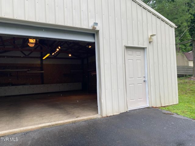 3204 Marbleton Road, Unicoi, TN 37692