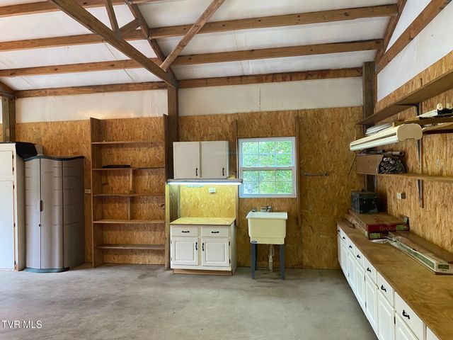 3204 Marbleton Road, Unicoi, TN 37692