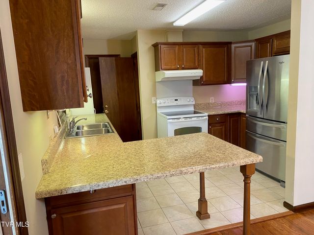 3204 Marbleton Road, Unicoi, TN 37692