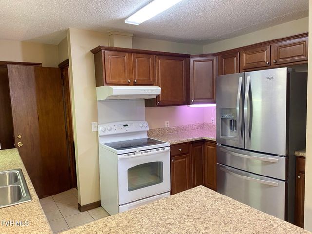3204 Marbleton Road, Unicoi, TN 37692