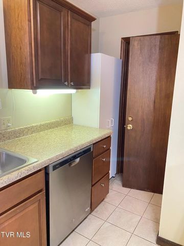 3204 Marbleton Road, Unicoi, TN 37692