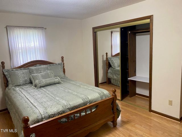 3204 Marbleton Road, Unicoi, TN 37692