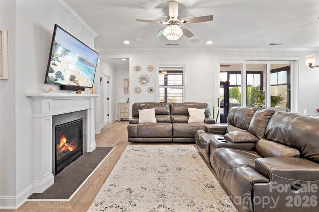 445 Bowline Drive, Denver, NC 28037