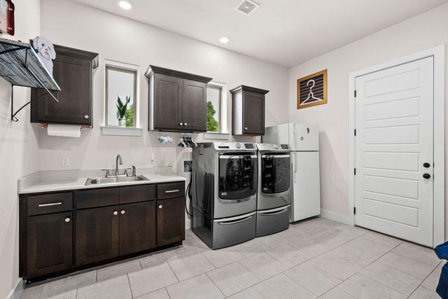 111 Bee Brush CT, Georgetown, TX 78628