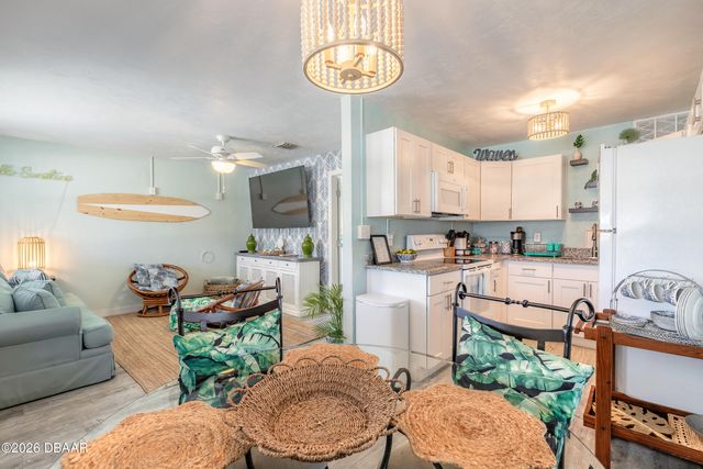 42 Brooks Drive, Ormond Beach, FL 32176