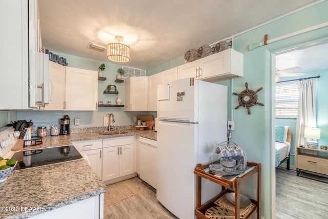 42 Brooks Drive, Ormond Beach, FL 32176
