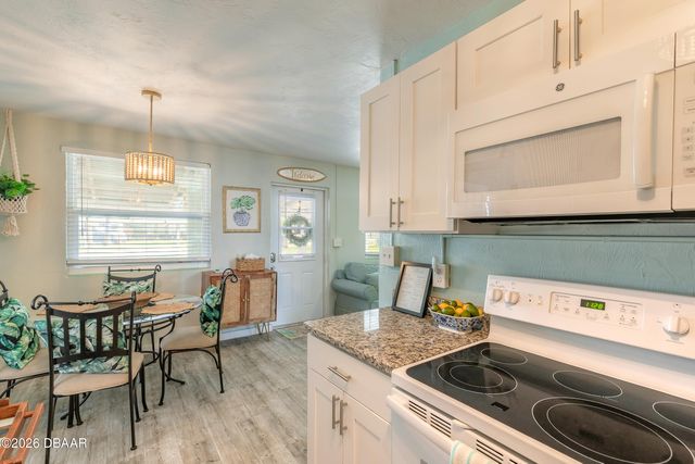 42 Brooks Drive, Ormond Beach, FL 32176