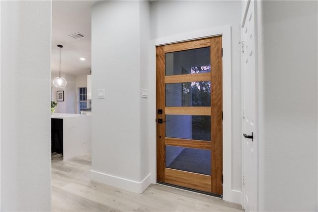 11725 Bell Ave A, Austin, TX 78759