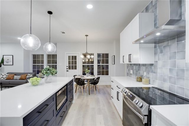 11725 Bell Ave A, Austin, TX 78759