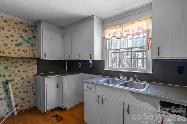 696 A Oak Ridge Church Road, Kershaw, SC 29067