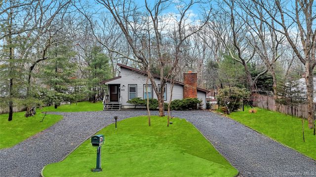 60 Hildreth Place, East Hampton, NY 11937