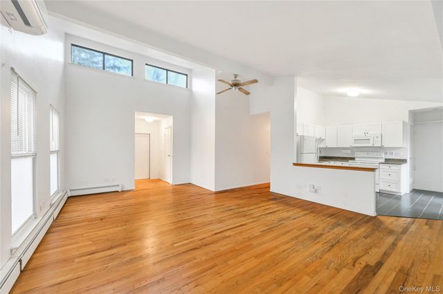 60 Hildreth Place, East Hampton, NY 11937