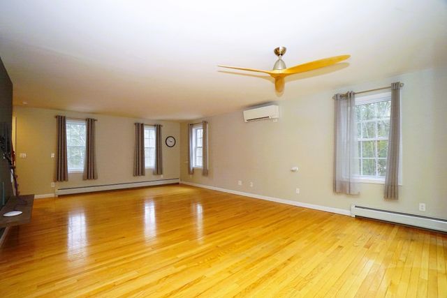 23 Lane Road, Raymond, NH 03077