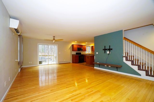 23 Lane Road, Raymond, NH 03077