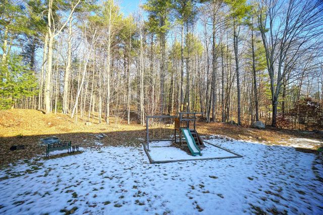 23 Lane Road, Raymond, NH 03077