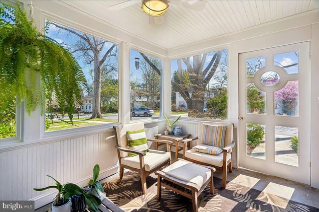 7910 KENTBURY DR, Bethesda, MD 20814