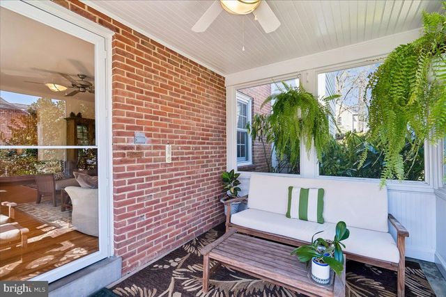 7910 KENTBURY DR, Bethesda, MD 20814