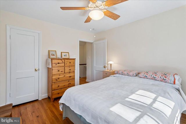 7910 KENTBURY DR, Bethesda, MD 20814