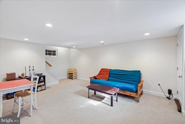 7910 KENTBURY DR, Bethesda, MD 20814