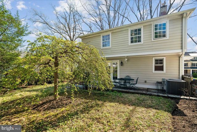 7910 KENTBURY DR, Bethesda, MD 20814