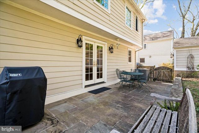 7910 KENTBURY DR, Bethesda, MD 20814