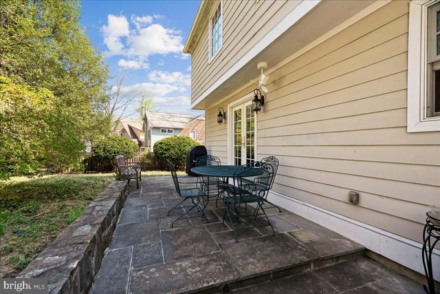 7910 KENTBURY DR, Bethesda, MD 20814