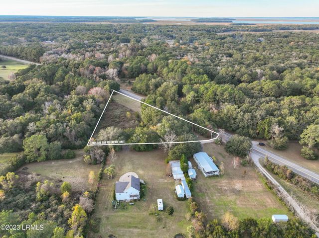 1860 Sea Island Parkway, St. Helena Island, SC 29920