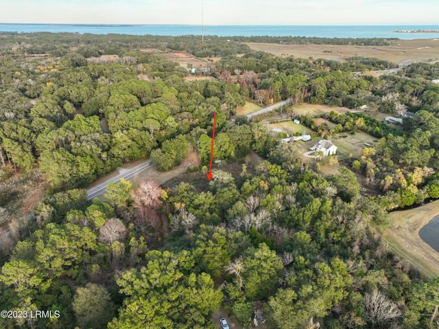1860 Sea Island Parkway, St. Helena Island, SC 29920